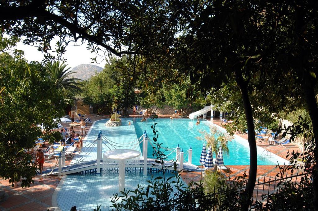 Agriturismo Antico Casale Colli Di San Pietro Piano di Sorrento Exterior photo